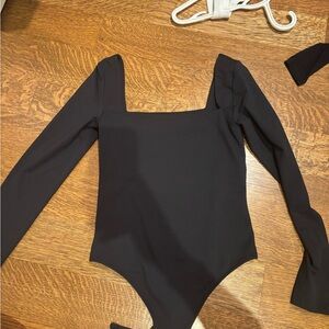 Babaton Contour long sleeve Black bodysuit